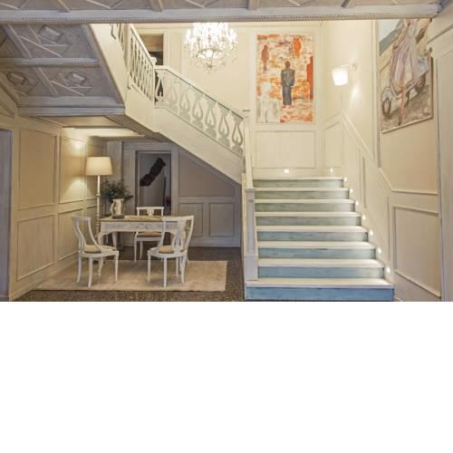 Ares Hotel