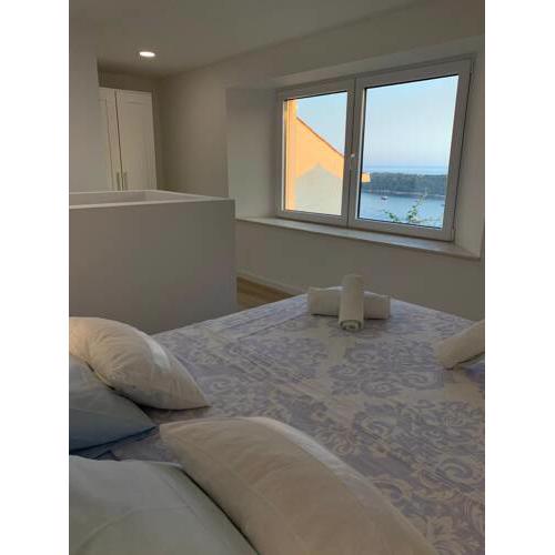 Argosy near Old Town with sea view and free parking