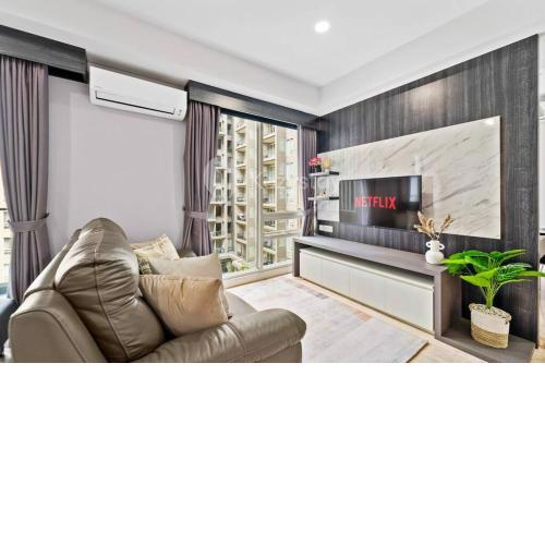 Arjuna by Kozystay 2BR - Heated Pool - Paskal