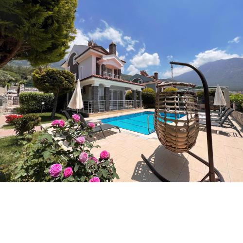 Arnna 4 Villa