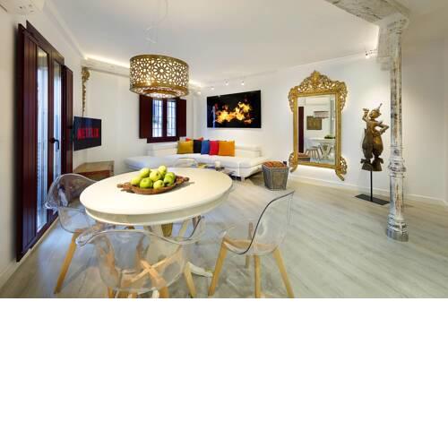 Art Chapiz Apartments