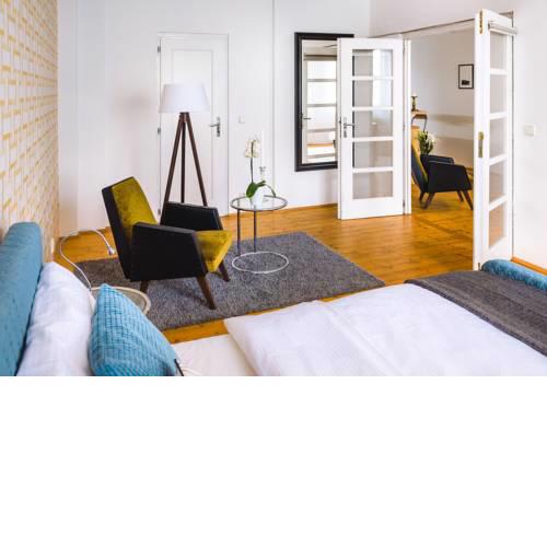 Art Deco Apt in Prague Center