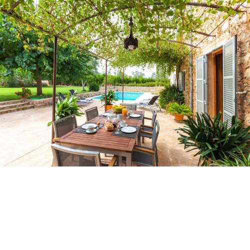 Arta Villa Sleeps 6 Pool Air Con WiFi