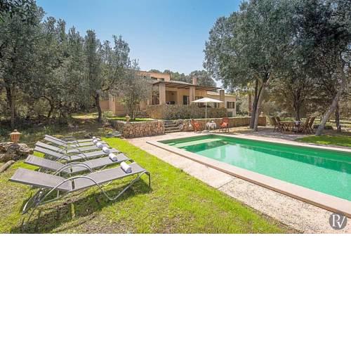 Arta Villa Sleeps 6 Pool Air Con WiFi