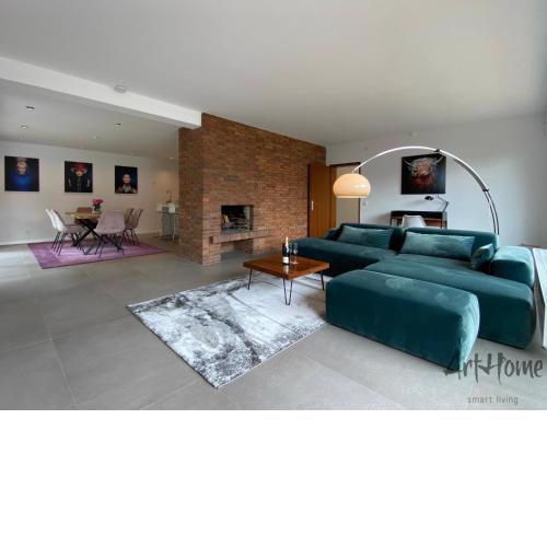ArtHome Luxury 4 Room Apartment close Metzingen