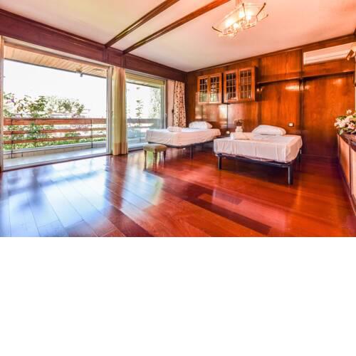 ARTURO SORIA AMAZING CHALET