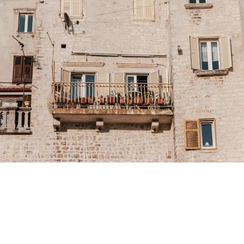 Arya apartment