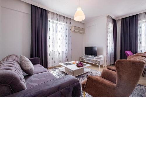 Assos Apart: Havuzlu sitede tamamı sizin 2 oda 1 salon daire
