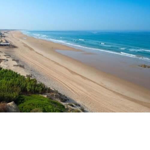 Atalaya a pie de playa