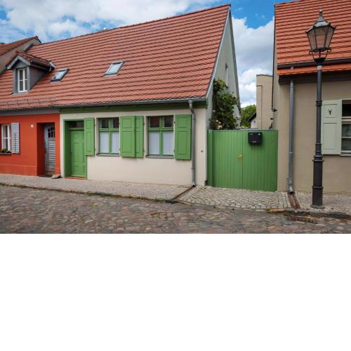 Atelierhaus auf der Insel Werder mit Garten, W-Lan und Netflix