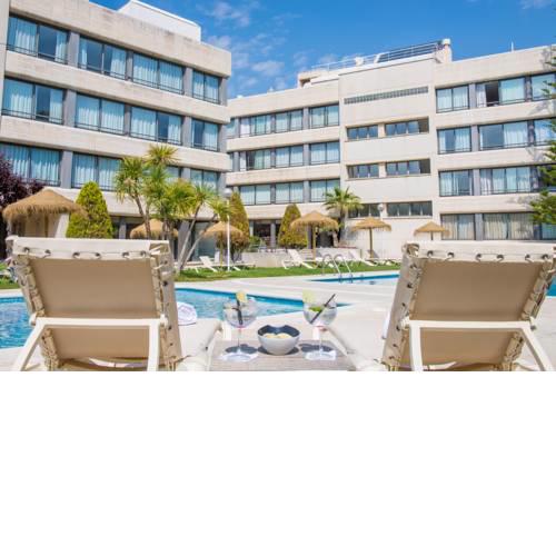 Atenea Park Suites & Apartments