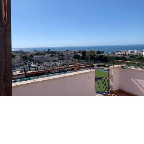 Ático 1 Habitación con vistas al mar y a Nerja