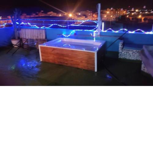 Ático Arinaga con vistas , jacuzzi , terraza y barbacoa