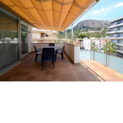 Atico con terraza TASCONS D2