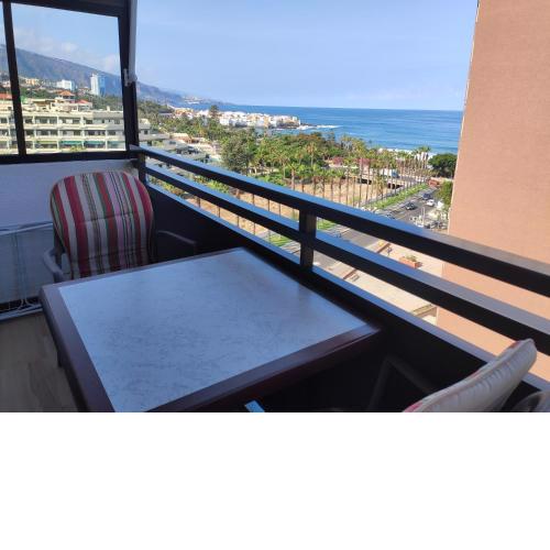 ATICO CON VISTA MAR Y PISCINA STUDIO EN PUERTO DE LA CRUZ