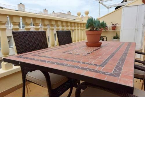 Ático familiar para 3/4px con terraza y Parking en Torrevieja