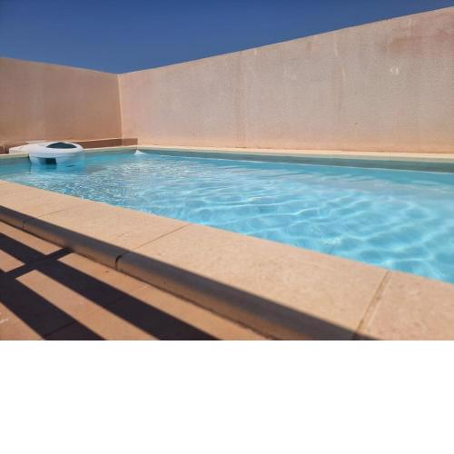 ¡Áticos con piscina privada en Paraíso de Vera!