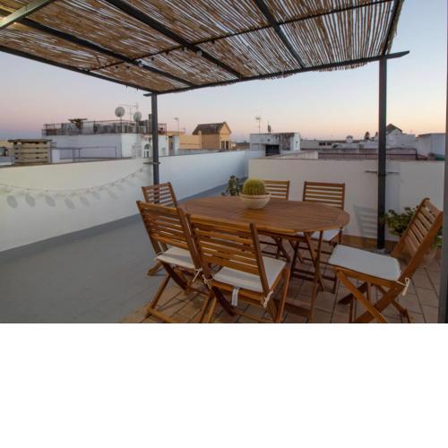 Attic with terrace Puerto de Santa María, air conditioning