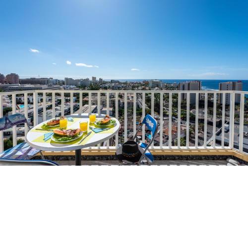 ATTRACTIVE ACCOMMODATION LAS AMERICAS