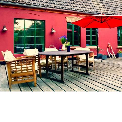 Attractive Apartment in Neuburg with Large Terrace Garden