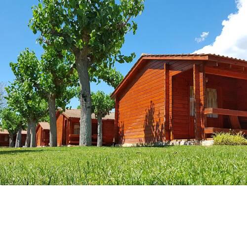 Attractive bungalow with a covered terrace, 1 km from beach