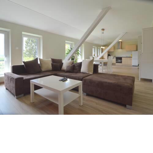 Attractive Holiday Home in Auw near Lake and Town Center