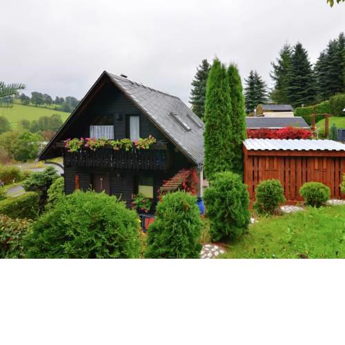 Attractive Holiday Home in Cranzahl near the Forest