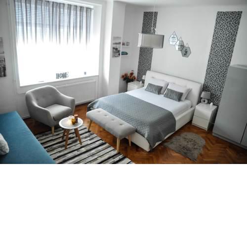 Aura Apartment