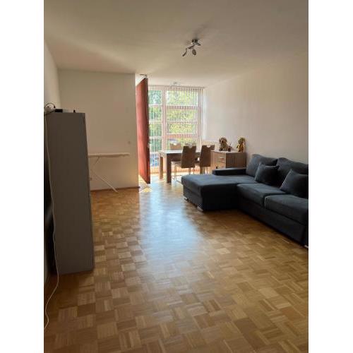 Aux Property - Apartment am Rennplatz