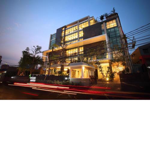 Avissa Suites
