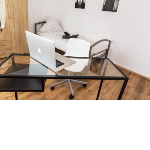 AVR Apartment HOF 7