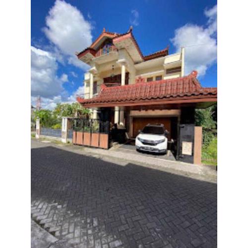 AW Kenari Homestay