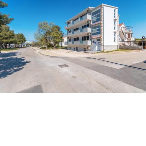 Awesome apartment in Biograd na Moru with WiFi