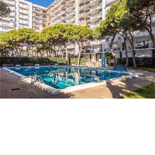 Awesome apartment in Blanes w/ Outdoor swimming pool and 2 Bedrooms