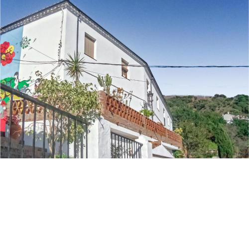 Awesome apartment in Genalguacil with Outdoor swimming pool, WiFi and 3 Bedrooms