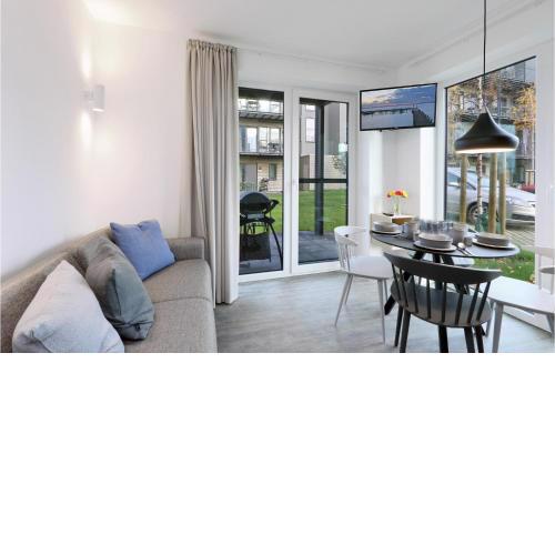 Awesome apartment in Lembruch-Dmmer See with WiFi and 2 Bedrooms