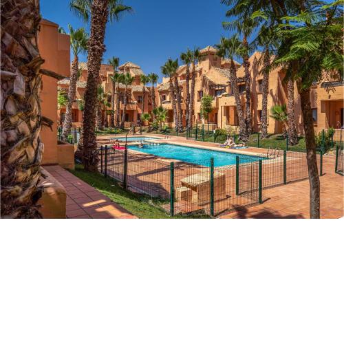 Awesome apartment in Los Alcázares with Outdoor swimming pool, Swimming pool and 1 Bedrooms