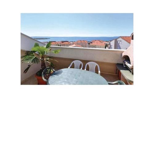 Awesome apartment in Novalja w/ 3 Bedrooms