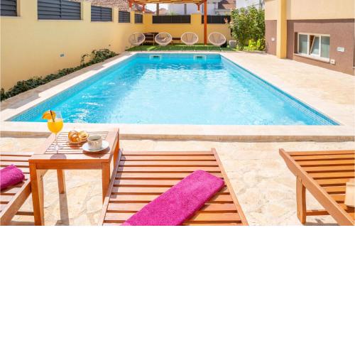 Awesome apartment in Zadar with WiFi, Outdoor swimming pool and 1 Bedrooms
