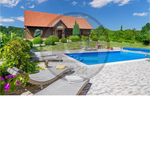 Awesome home in Bedenica with Outdoor swimming pool, WiFi and 3 Bedrooms