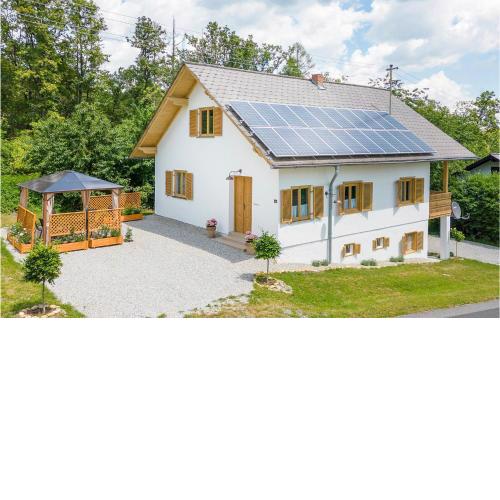 Awesome home in Eisenberg an der Pinka with 3 Bedrooms and WiFi