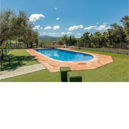 Awesome home in Ronda with Outdoor swimming pool, Private swimming pool and 5 Bedrooms