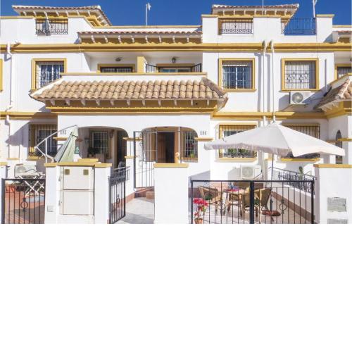 Awesome home in Torrevieja with WiFi and 3 Bedrooms