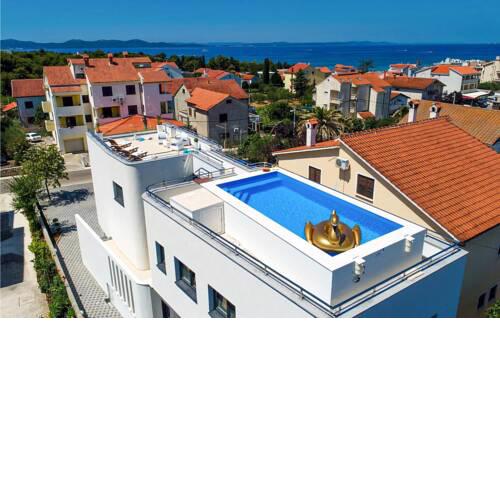 Awesome home in Zadar with Outdoor swimming pool, WiFi and 4 Bedrooms