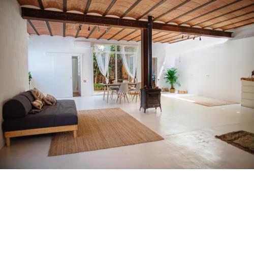Awesome Loft in Barcelona surrounded by nature