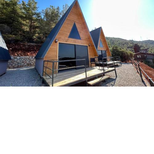 Ay-Ra Bungalow Suite