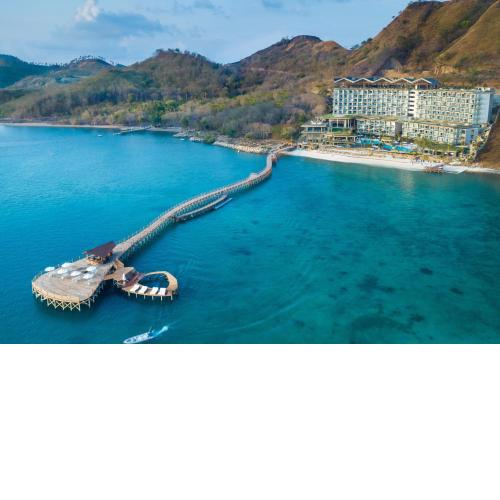 AYANA Komodo Waecicu Beach