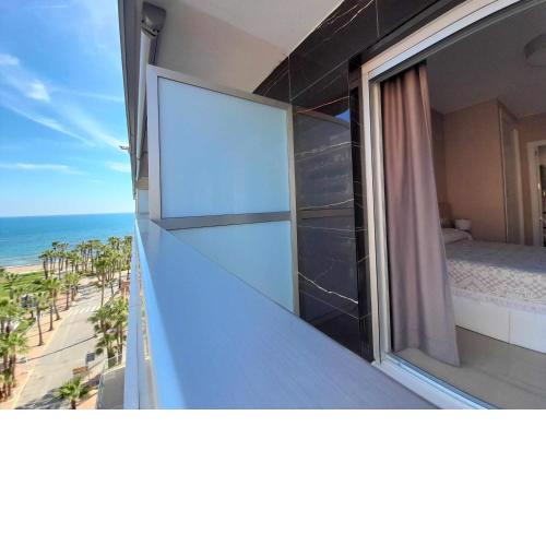 AyF LUJOSO APARTAMENTO A ORILLAS DEL MAR
