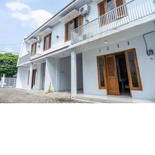Azalia Homestay