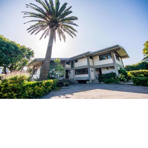 Azkorri Beach House